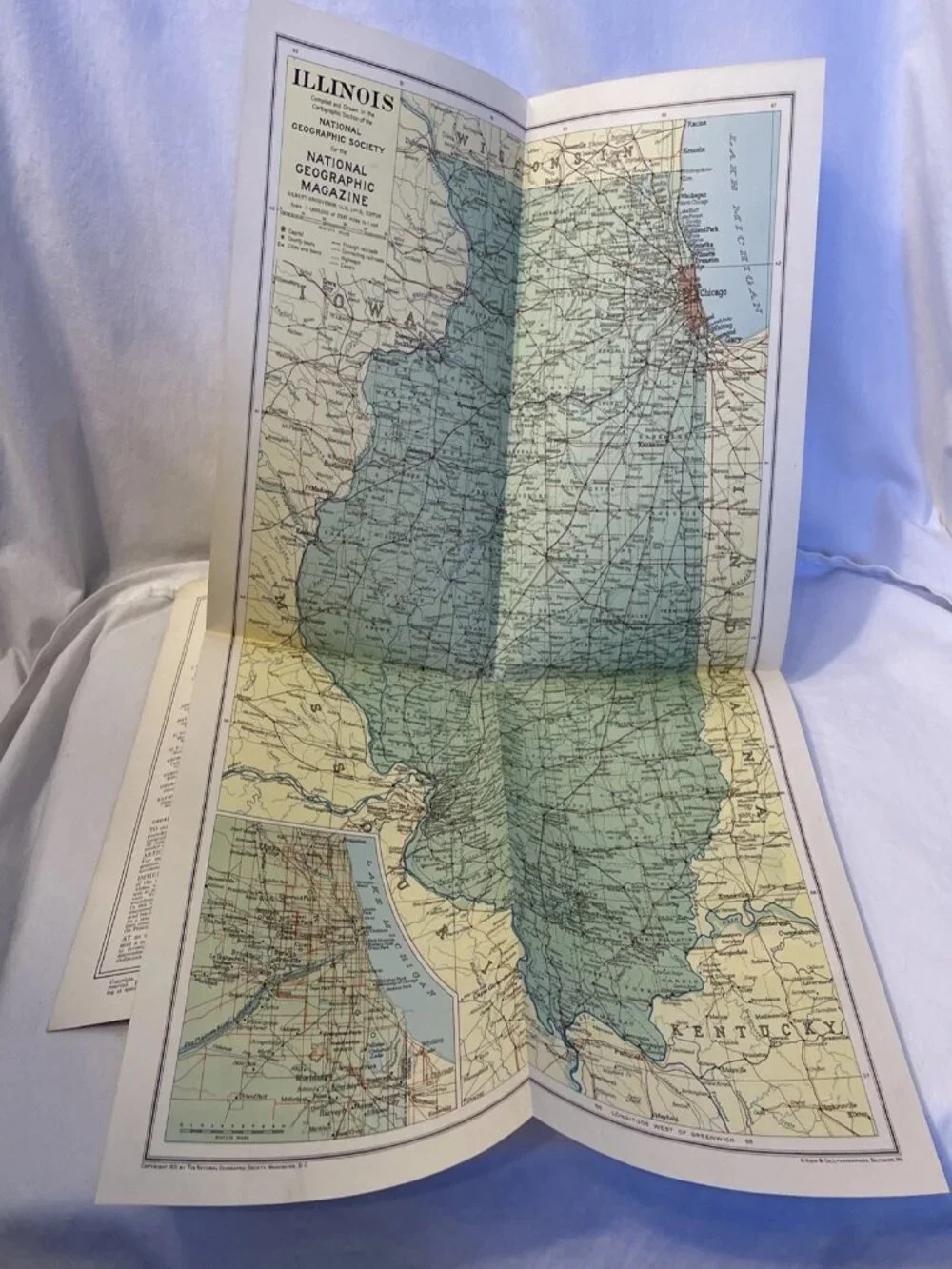National Geographic May 1931 Vol 59 No 5 Illinois Chicago Map Insert Earth Curve